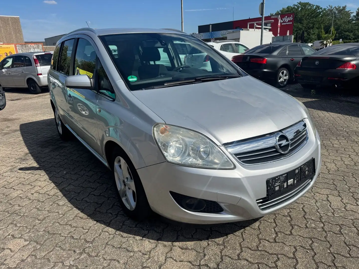 Opel Zafira B Edition/KLIMA/7-SITZER/70000KM ORIGINAL Silber - 1