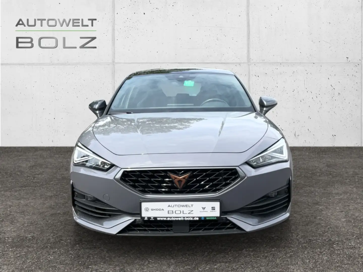 CUPRA Leon VZ 2.0 TSI Panodach Navi DigiCock LED ACC Kamera A Gris - 2