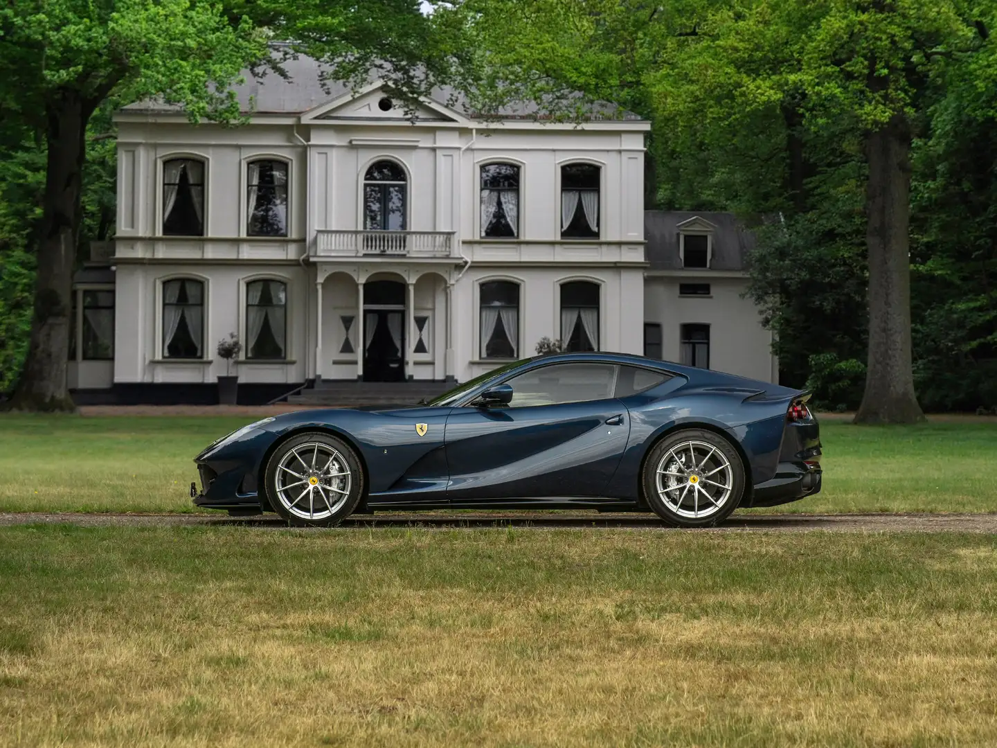 Ferrari 812 Superfast | Atelier Car | Blu Swaters | Veel alcan Blauw - 1