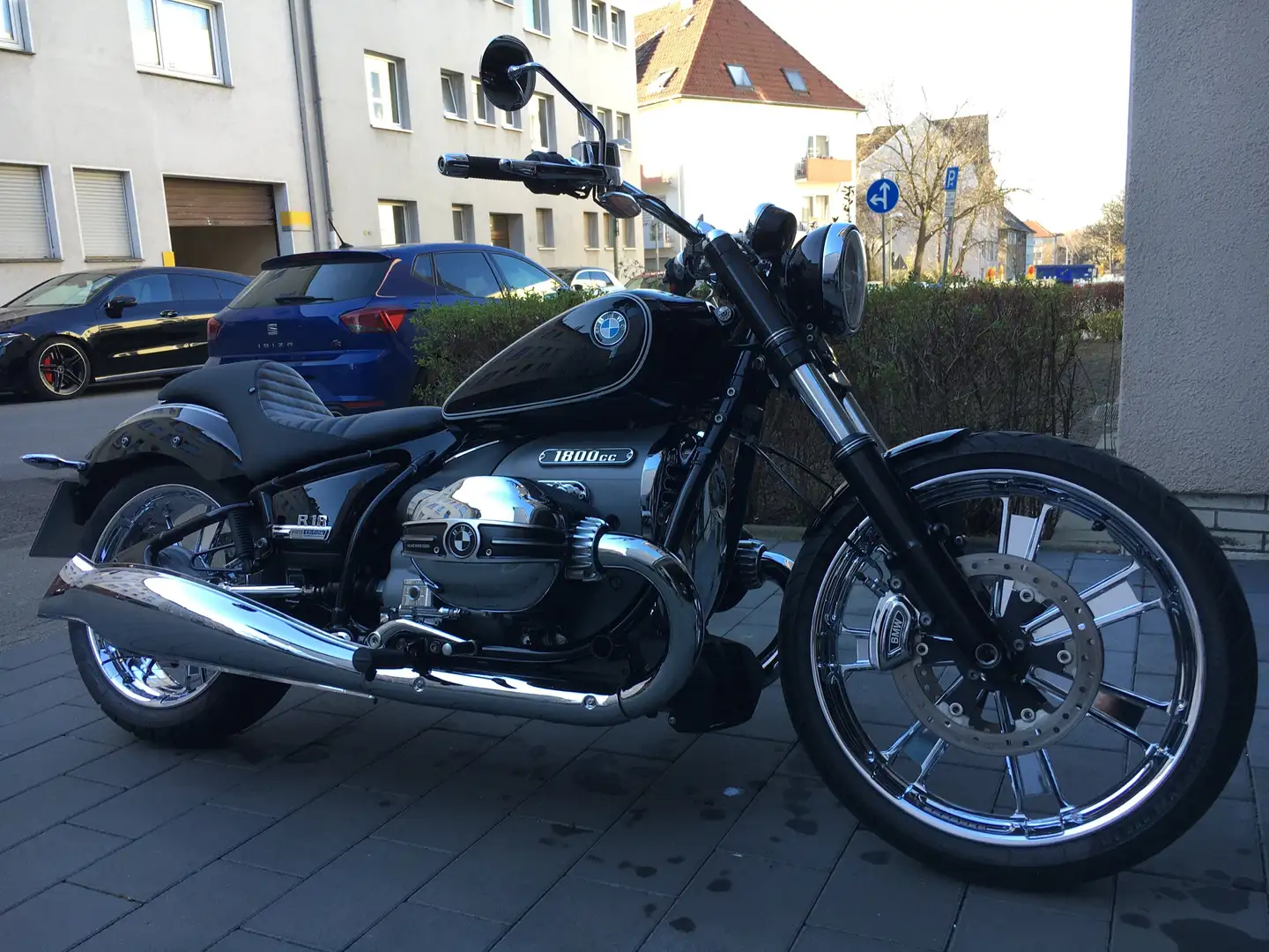 BMW R 18 First Edition mit Schmiedefelgen Negru - 1