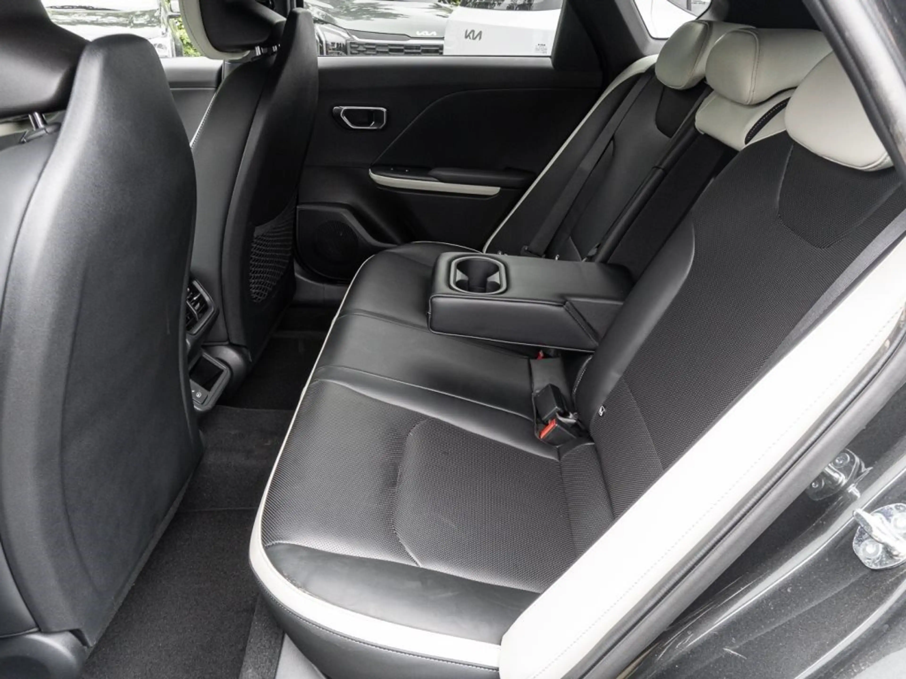 Kia K4 1.6T 180 DCT GTL 1.6 T-GDI SONDERKONDITIONEN — photo 4