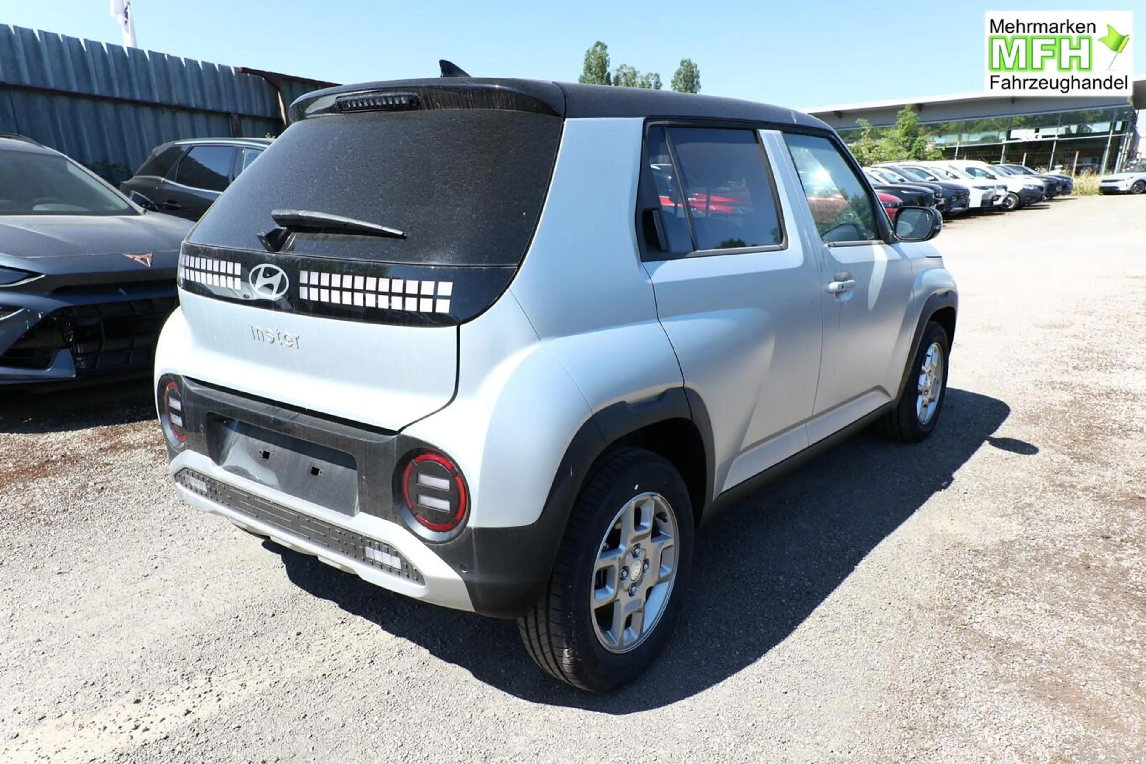 Hyundai Inster 42 kWh FÖRDERF. Navi 2xPDC 15Z PrivG ACC 71 kW ... — photo 2