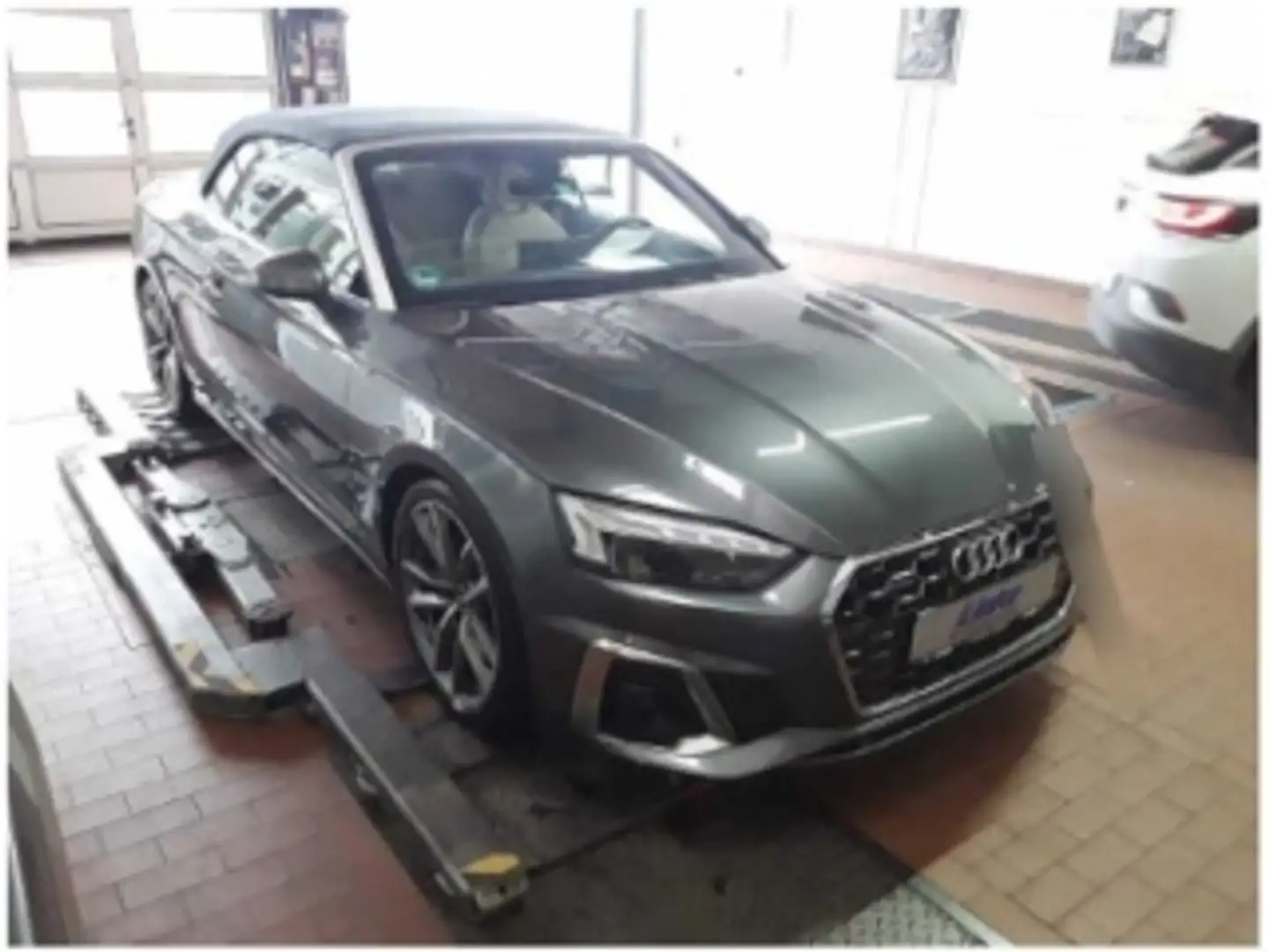 Audi A5 40 Cabrio 2.0TDI quattro S line Kamera/Matrix/ACC/ Grau - 2