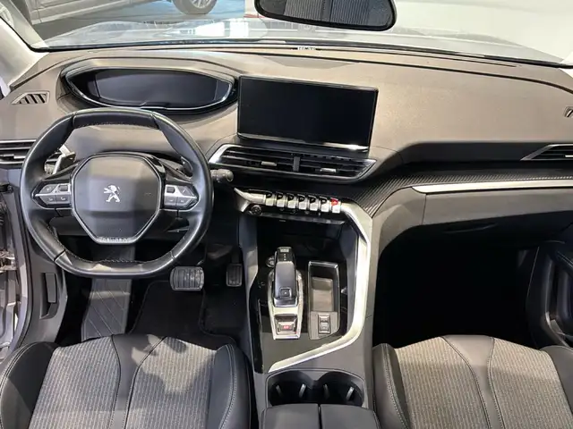 Peugeot 3008 view 10