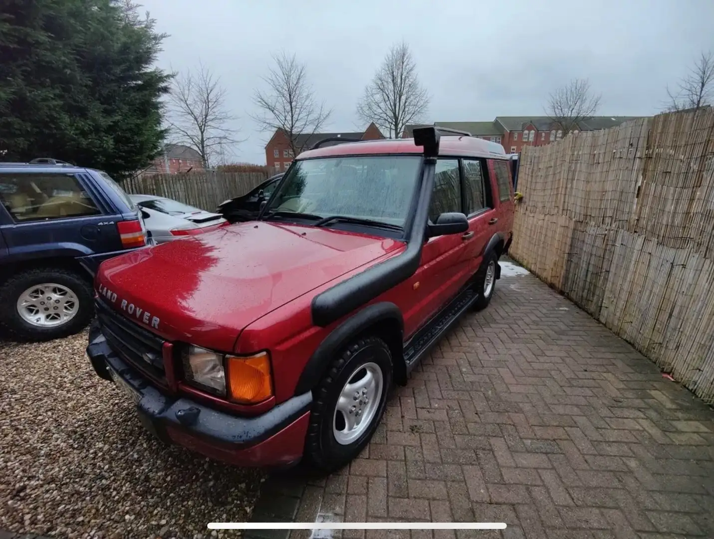 Land Rover Discovery Discovery 5p 4.0 V8 Vogue Rosso - 1