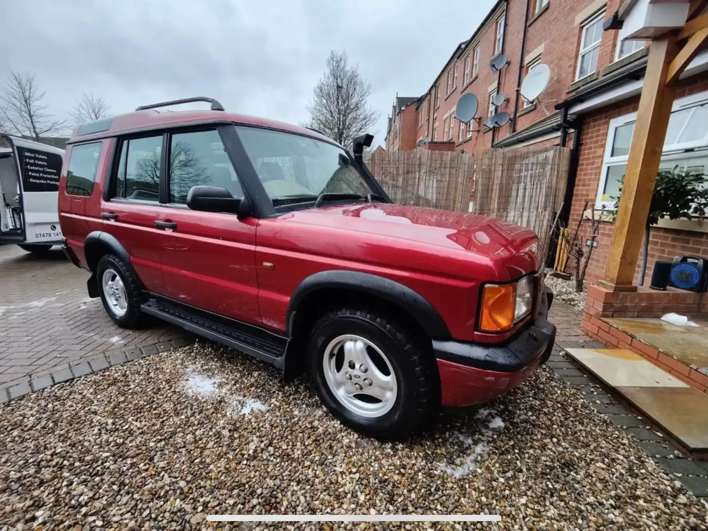 Land Rover Discovery Discovery 5p 4.0 V8 Vogue Rosso - 2