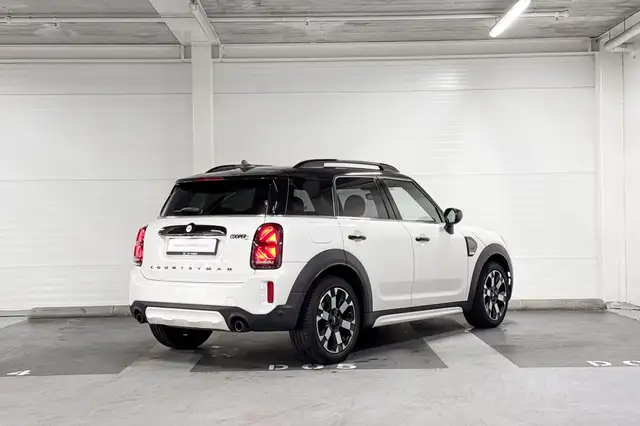 MINI Countryman view 6