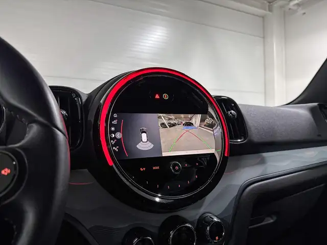 MINI Countryman view 13