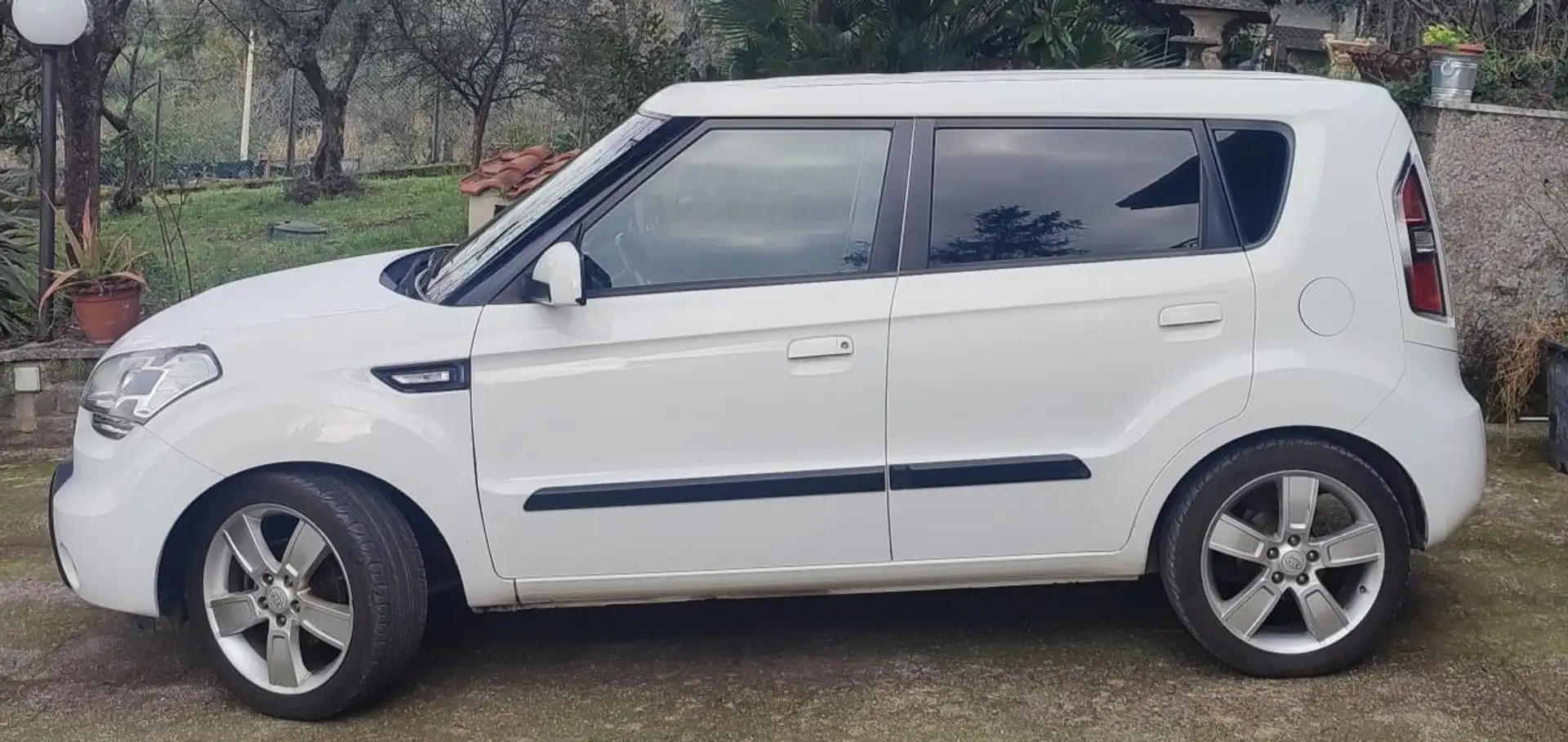 Kia Soul Soul 1.6 crdi 16v vgt Cool Bianco - 1