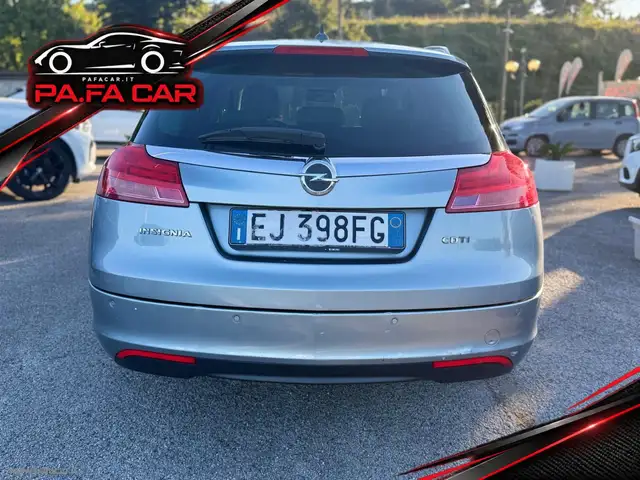 Opel Insignia view 4