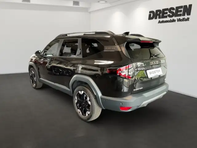 Dacia Bigster view 4