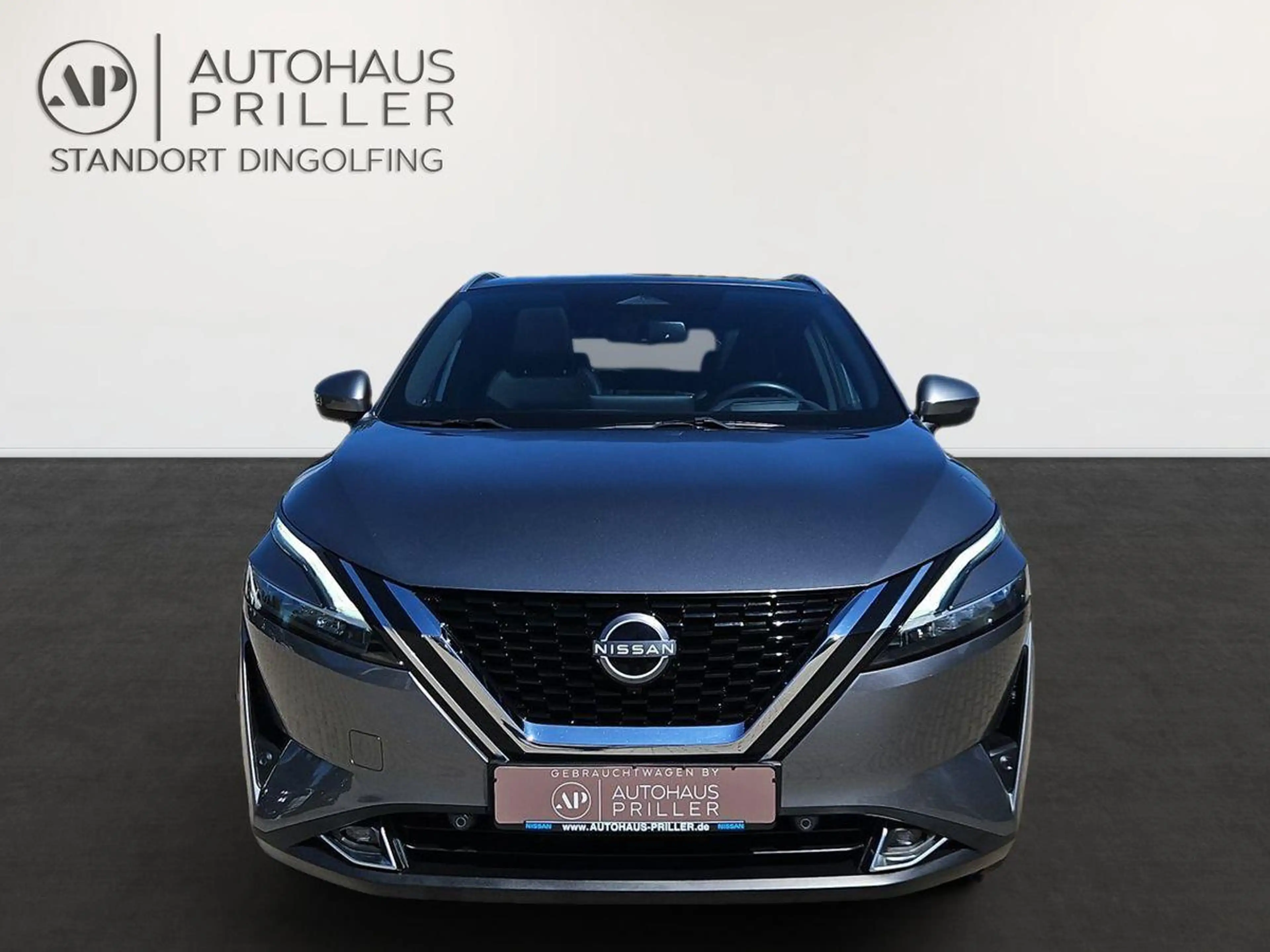 Nissan Qashqai Tekna 1.3 DIG-T/LED/PGD/AHK/NAVI/HUD — photo 3