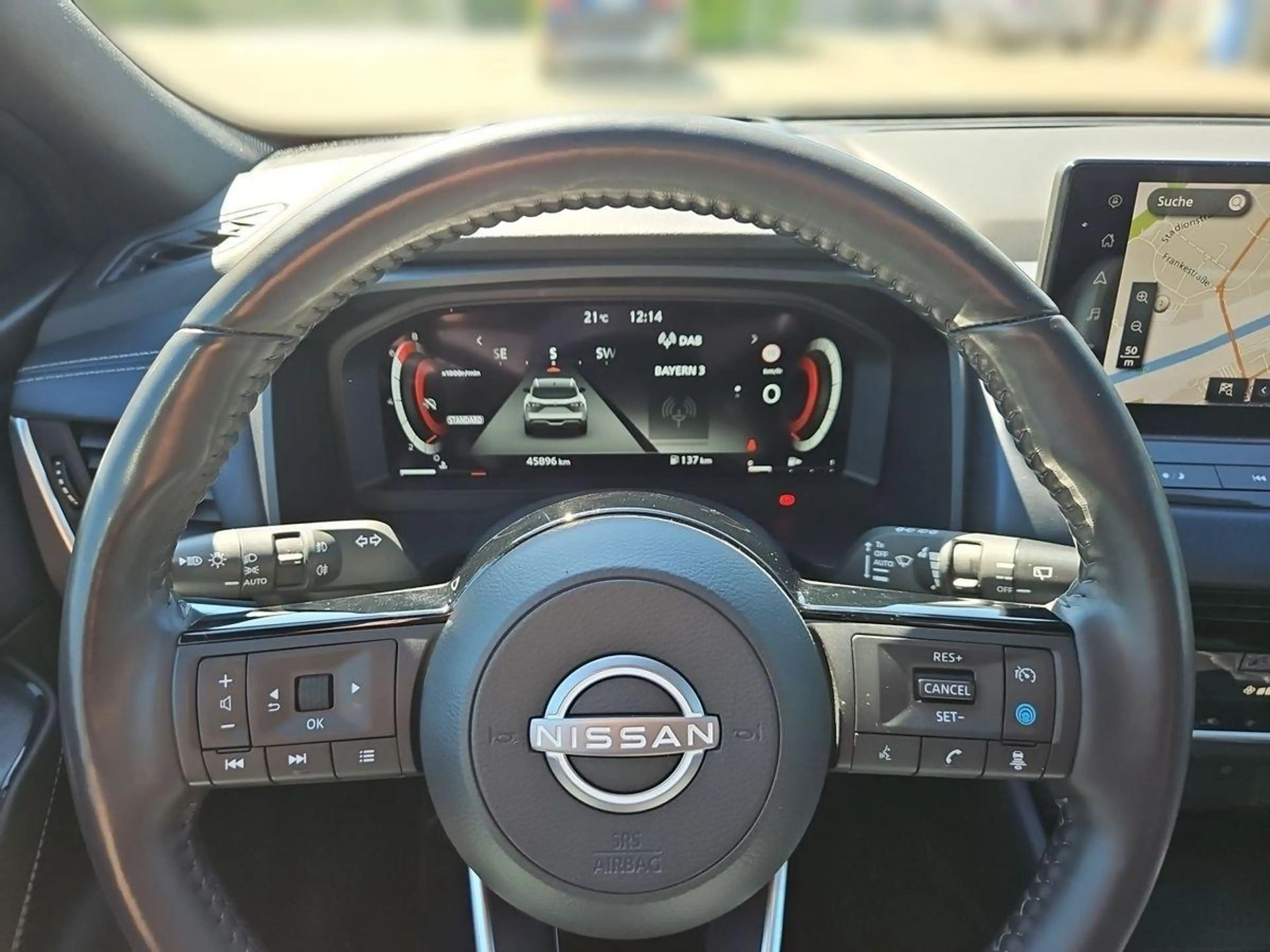 Nissan Qashqai Tekna 1.3 DIG-T/LED/PGD/AHK/NAVI/HUD — photo 16