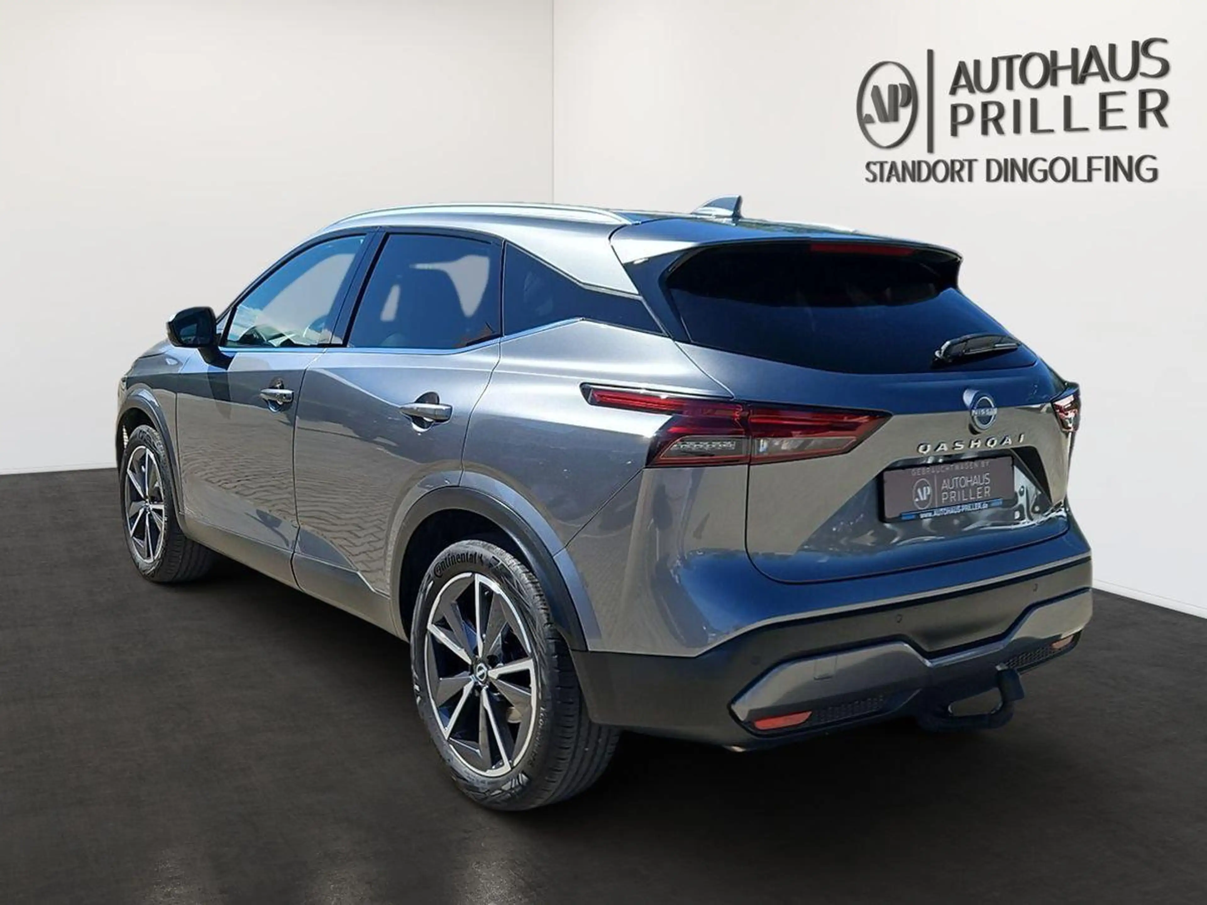 Nissan Qashqai Tekna 1.3 DIG-T/LED/PGD/AHK/NAVI/HUD — photo 8