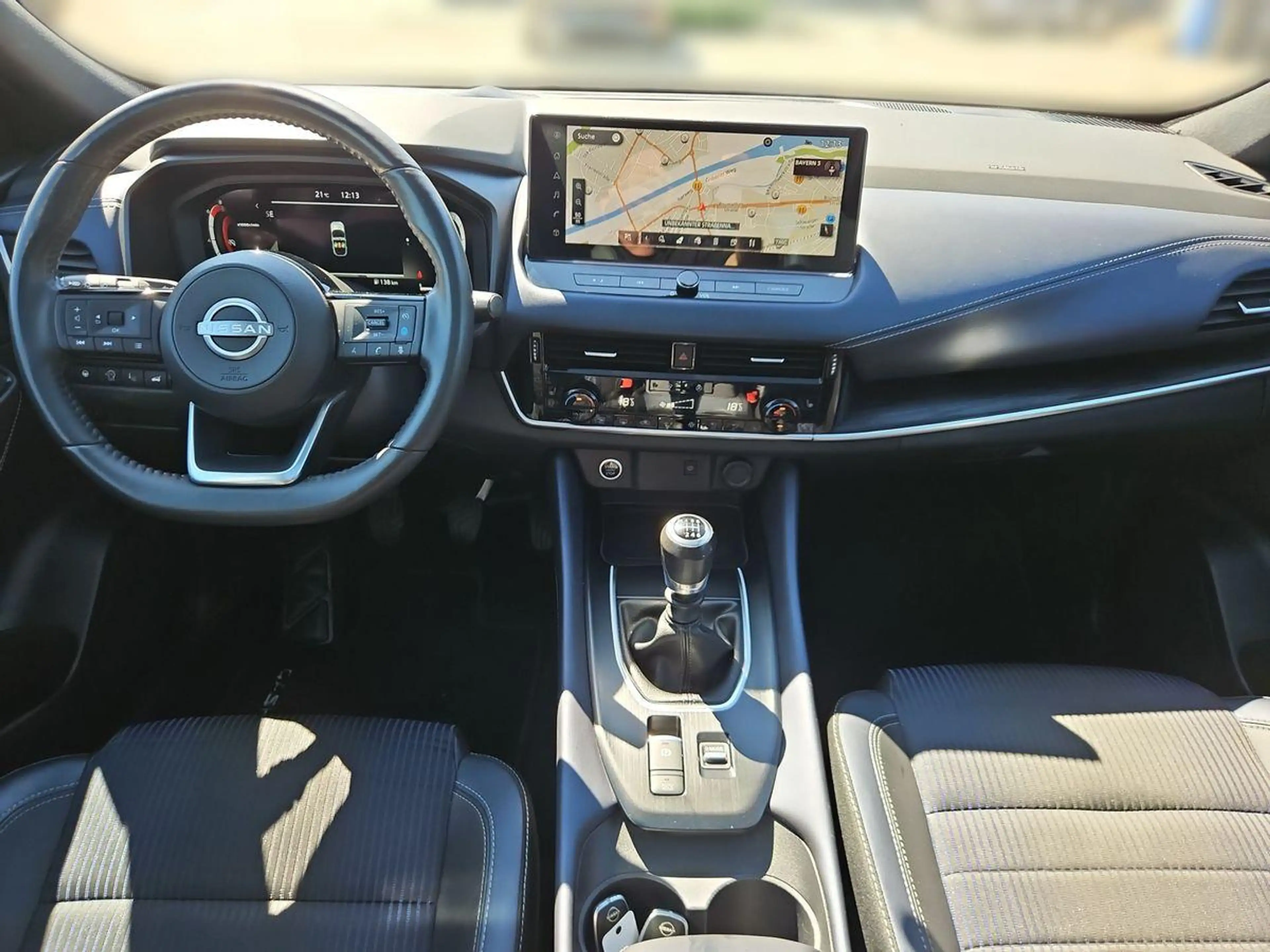 Nissan Qashqai Tekna 1.3 DIG-T/LED/PGD/AHK/NAVI/HUD — photo 18