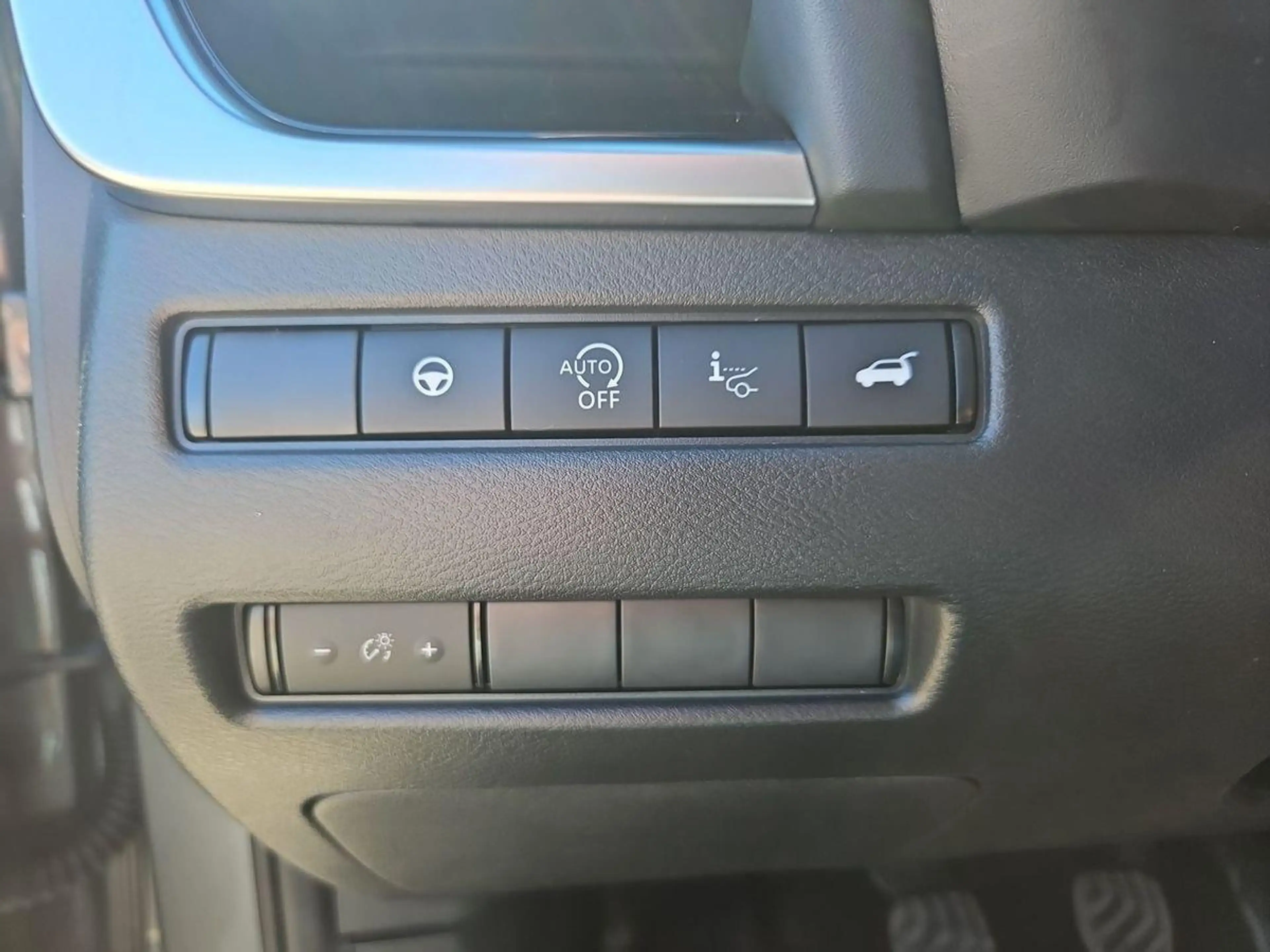 Nissan Qashqai Tekna 1.3 DIG-T/LED/PGD/AHK/NAVI/HUD — photo 28