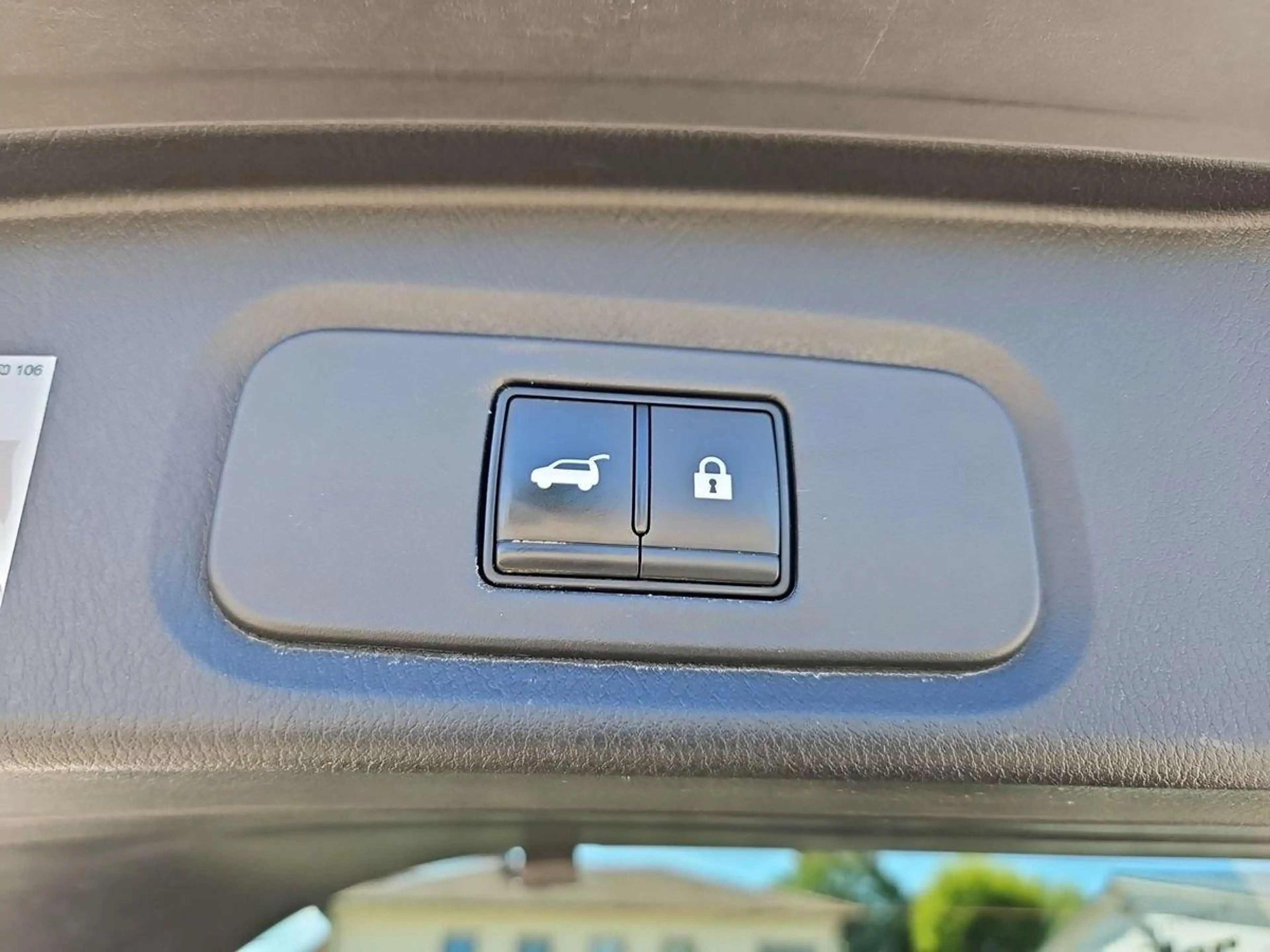 Nissan Qashqai Tekna 1.3 DIG-T/LED/PGD/AHK/NAVI/HUD — photo 26