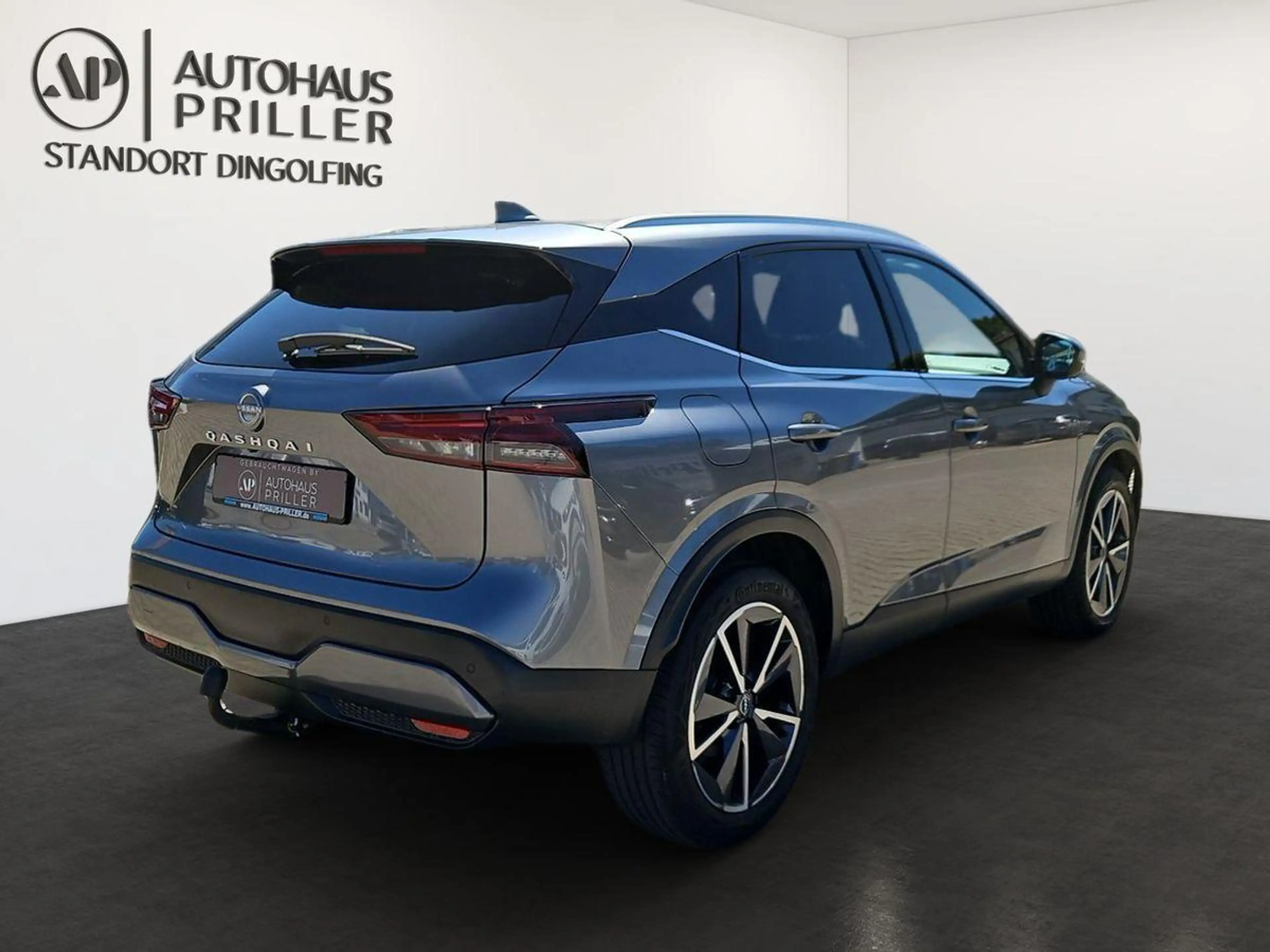 Nissan Qashqai Tekna 1.3 DIG-T/LED/PGD/AHK/NAVI/HUD — photo 6