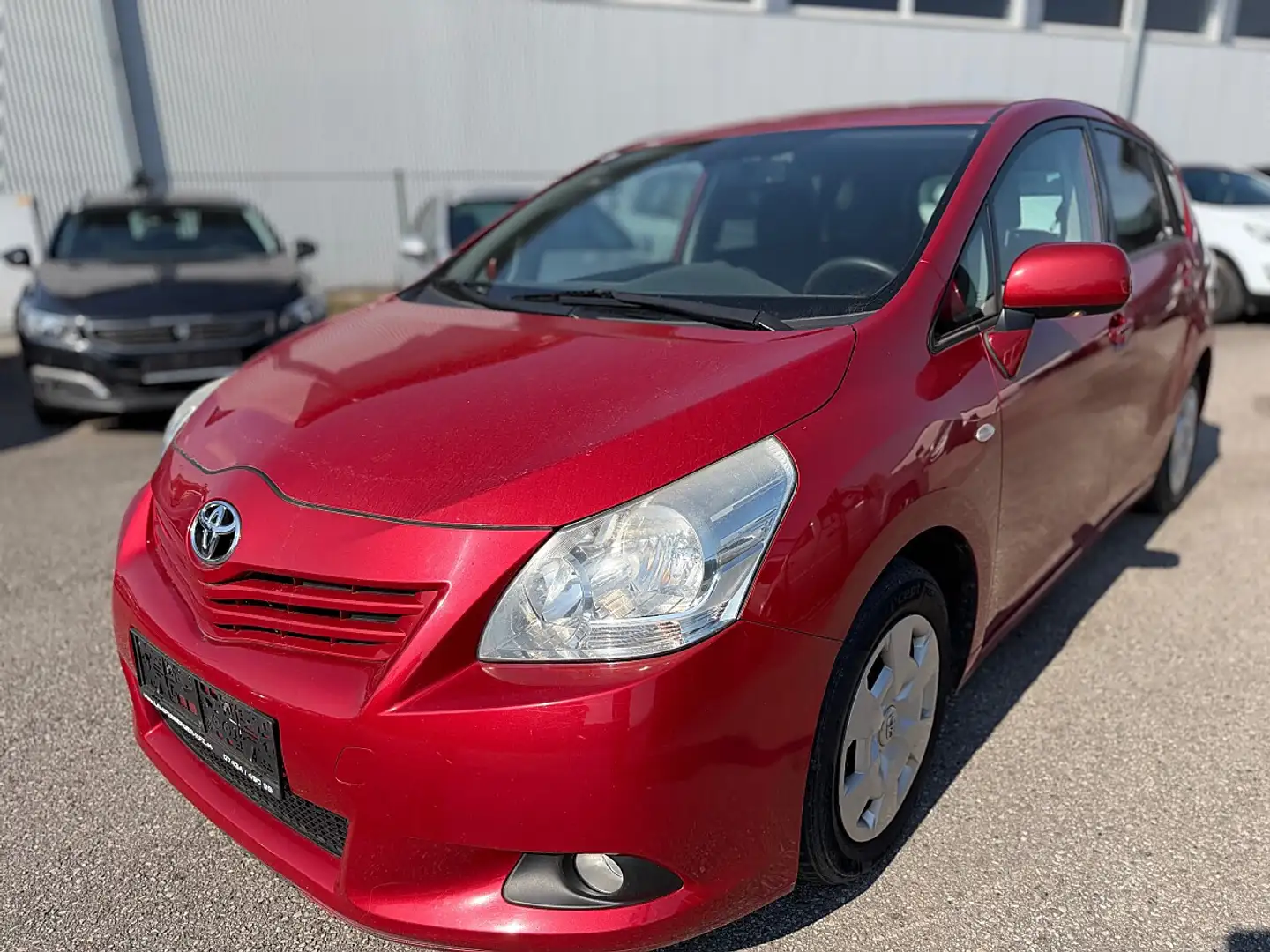 Toyota Verso 2.0d Rot - 1