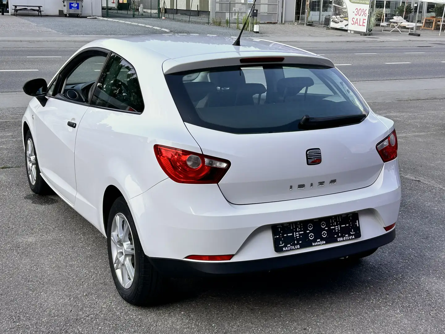 SEAT Ibiza SC 1.4 Style Blanc - 2