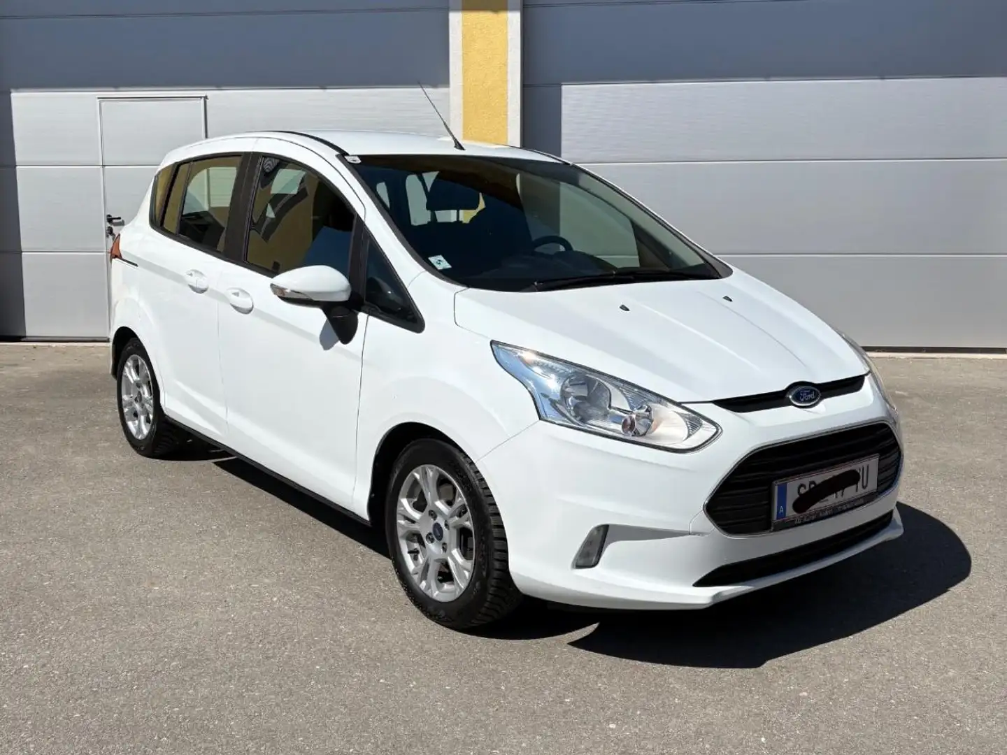 Ford B-Max B-MAX Easy 1,0 EcoBoost Start/Stop Easy Start/Stop Weiß - 1