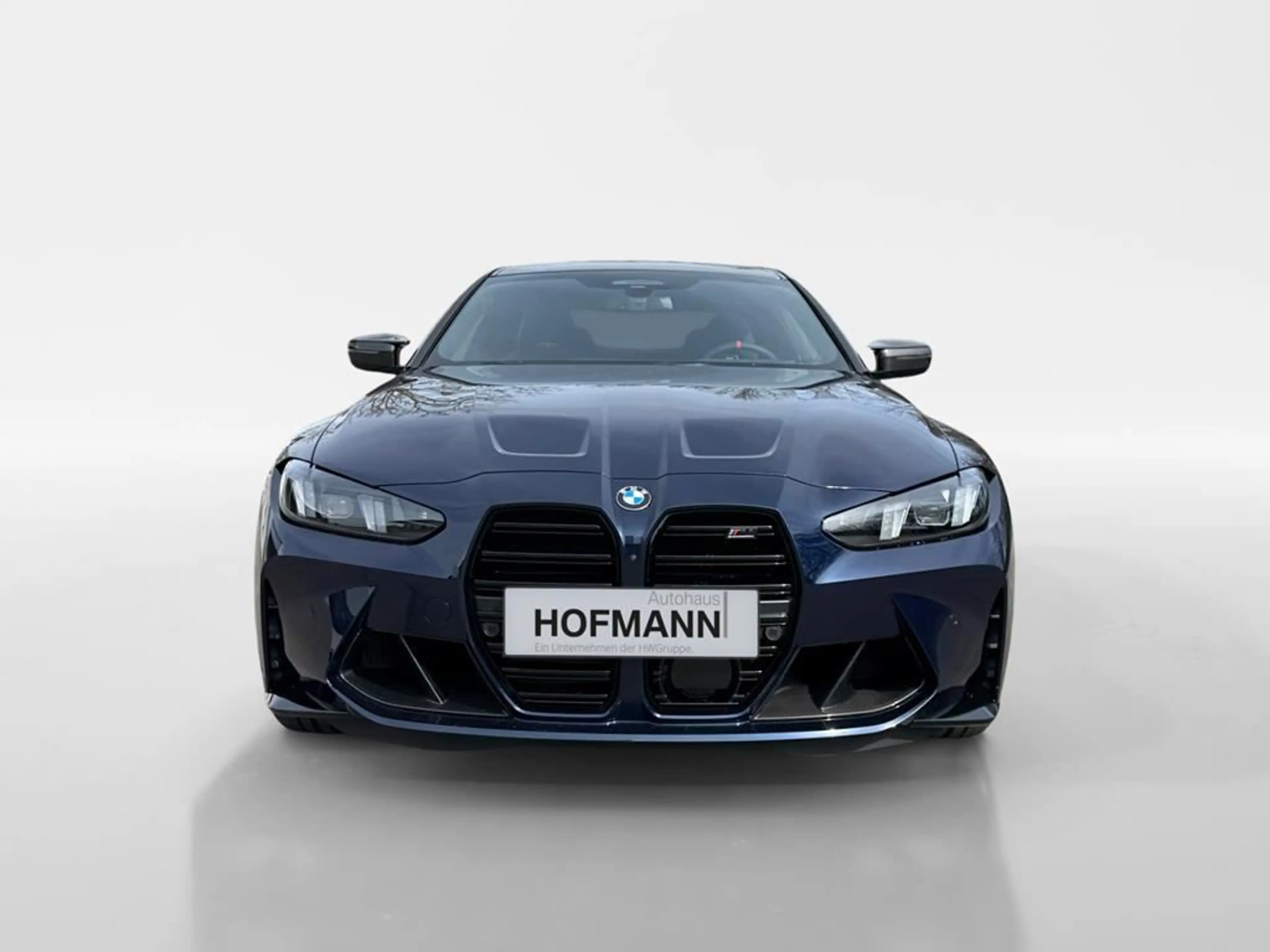 BMW M4 — photo 2