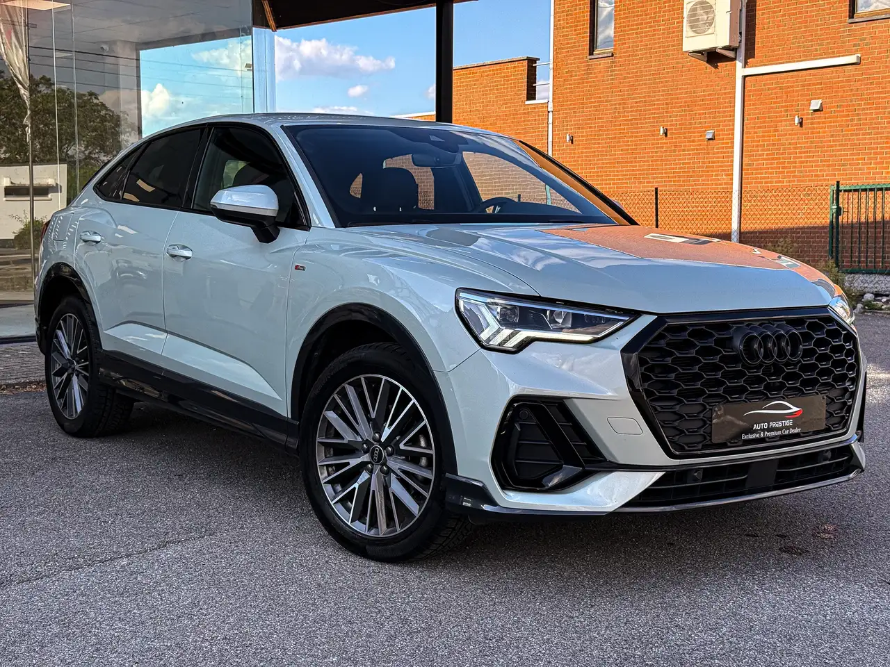 Audi Q3 Sportback 35 TFSI 3x S-Line Shadow Pack, миниатюра 5
