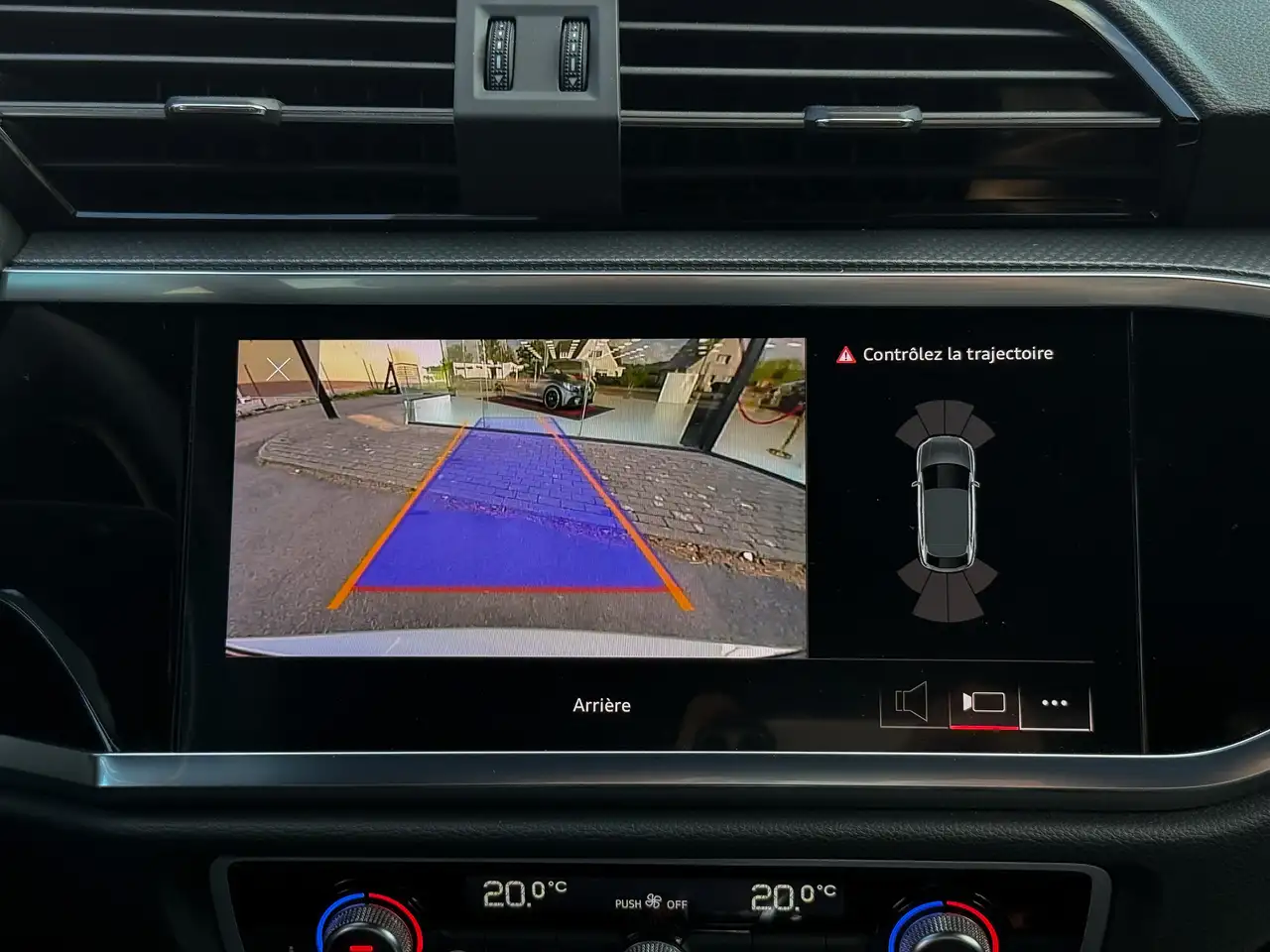 Audi Q3 Sportback 35 TFSI 3x S-Line Shadow Pack, миниатюра 21