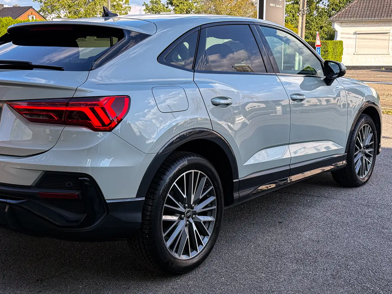 Audi Q3 Sportback 35 TFSI 3x S-Line Shadow Pack, миниатюра 11