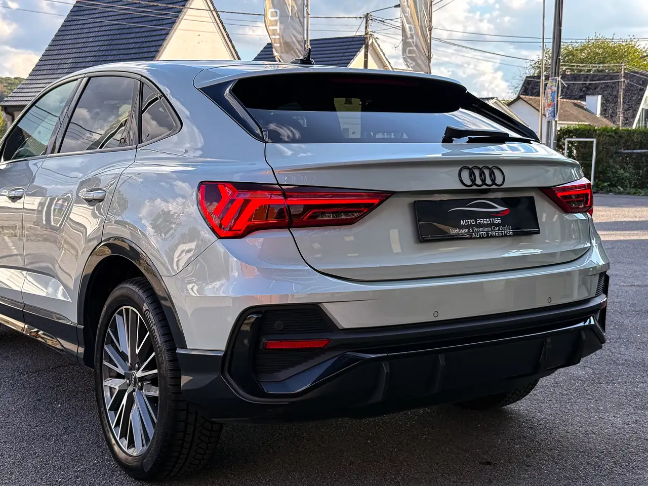Audi Q3 Sportback 35 TFSI 3x S-Line Shadow Pack, миниатюра 7