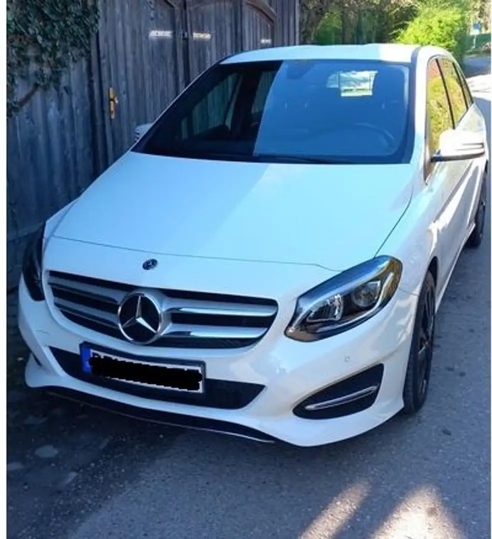 Mercedes-Benz B 220 4Matic 7G-DCT Style, NAVI, RFK, SHZ Bílá - 2