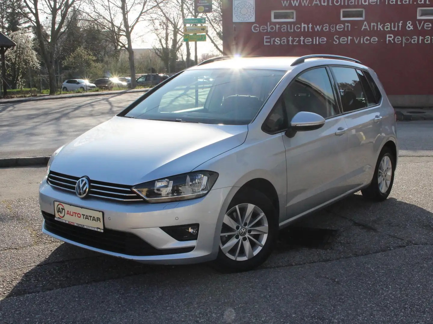 Volkswagen Golf Sportsvan BMT 1,2 TSI - 86.000 Km - Tempomat ! Silber - 1