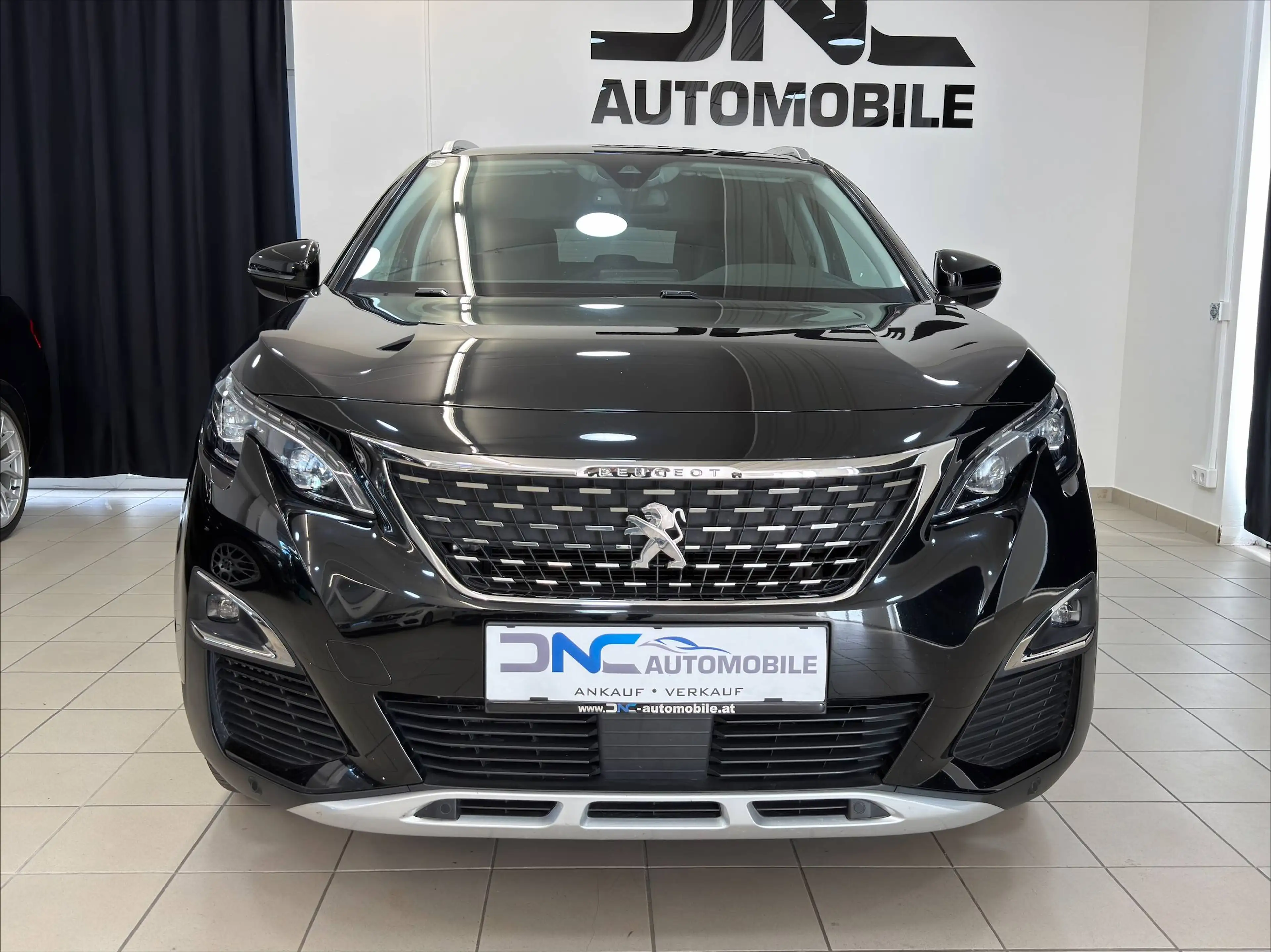 Peugeot 3008 1,6 BlueHDi 120 S&S EAT6 Allure*VIRTUAL*AHK*SHZ* — photo 3