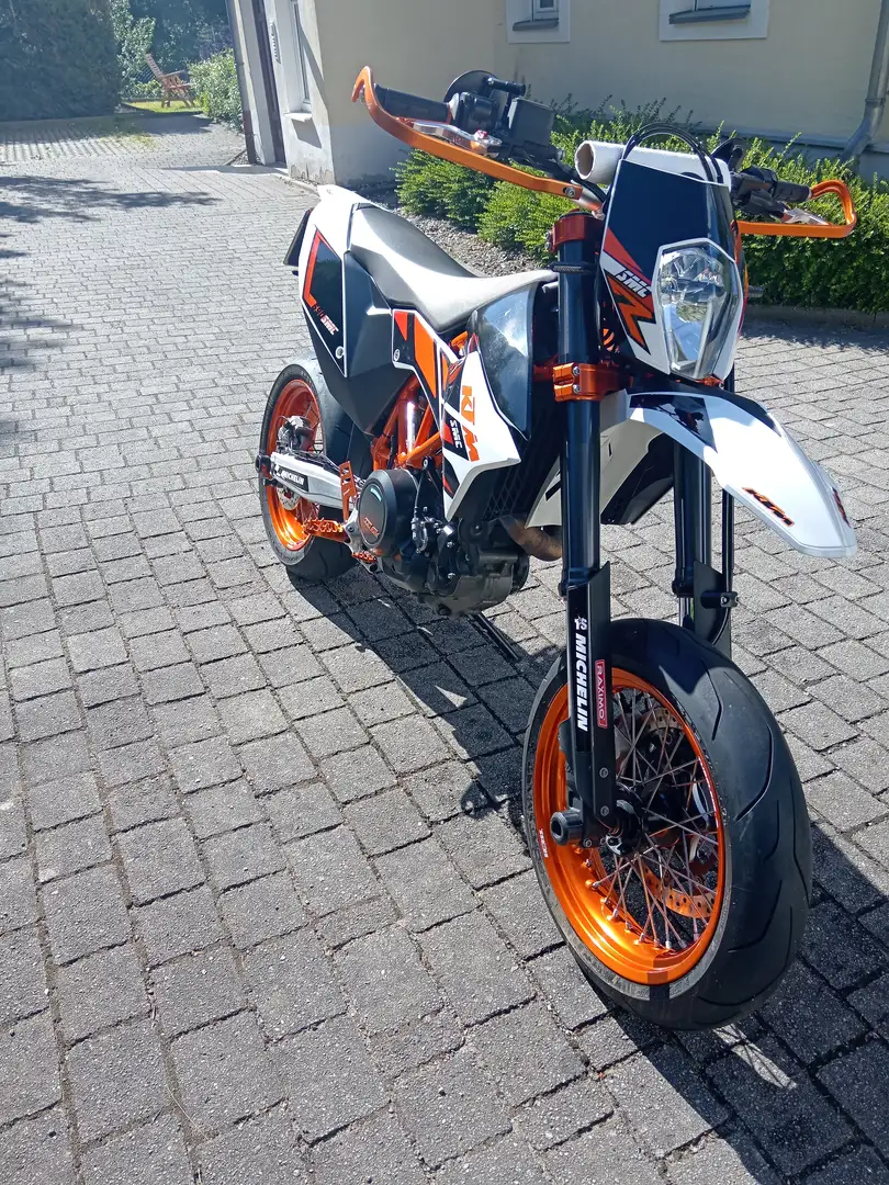 KTM 690 SMC R Supermoto Naranja - 1