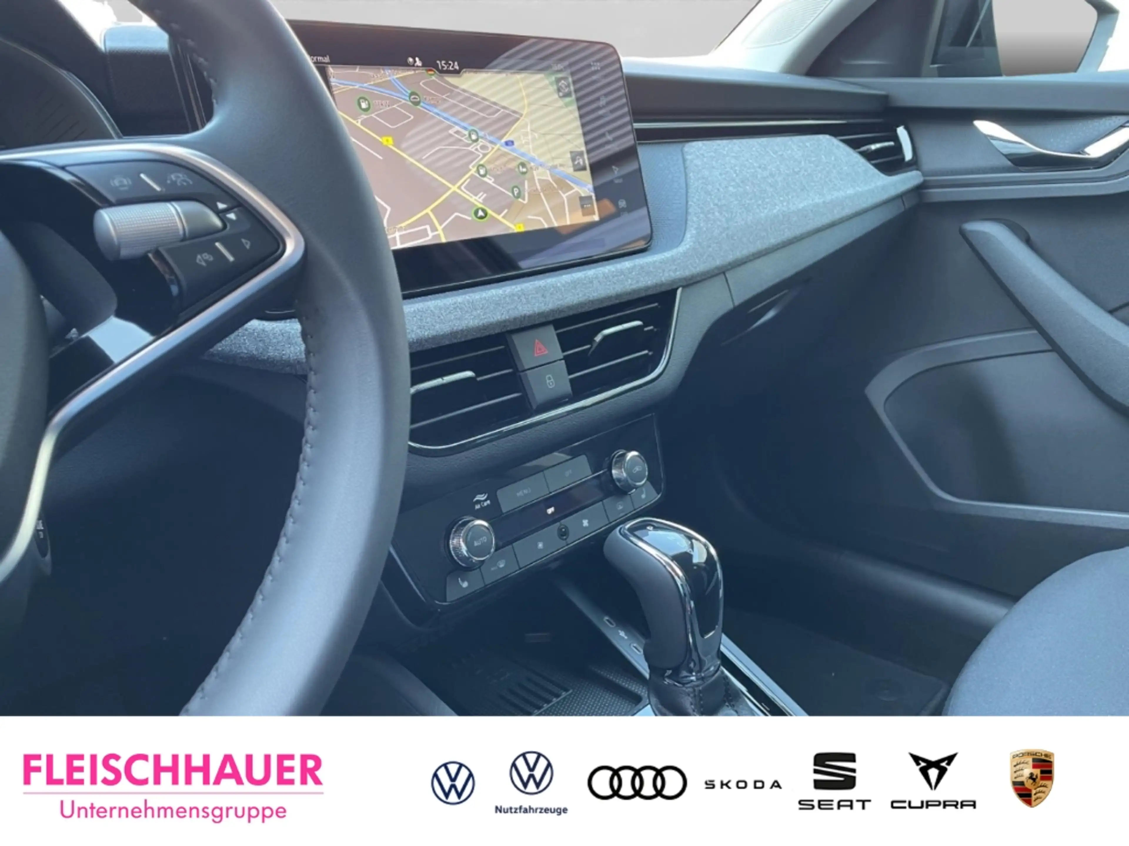 Skoda Scala 1.5 TSI Balance AHK ACC BLACK CARPLAY NAVI — photo 15