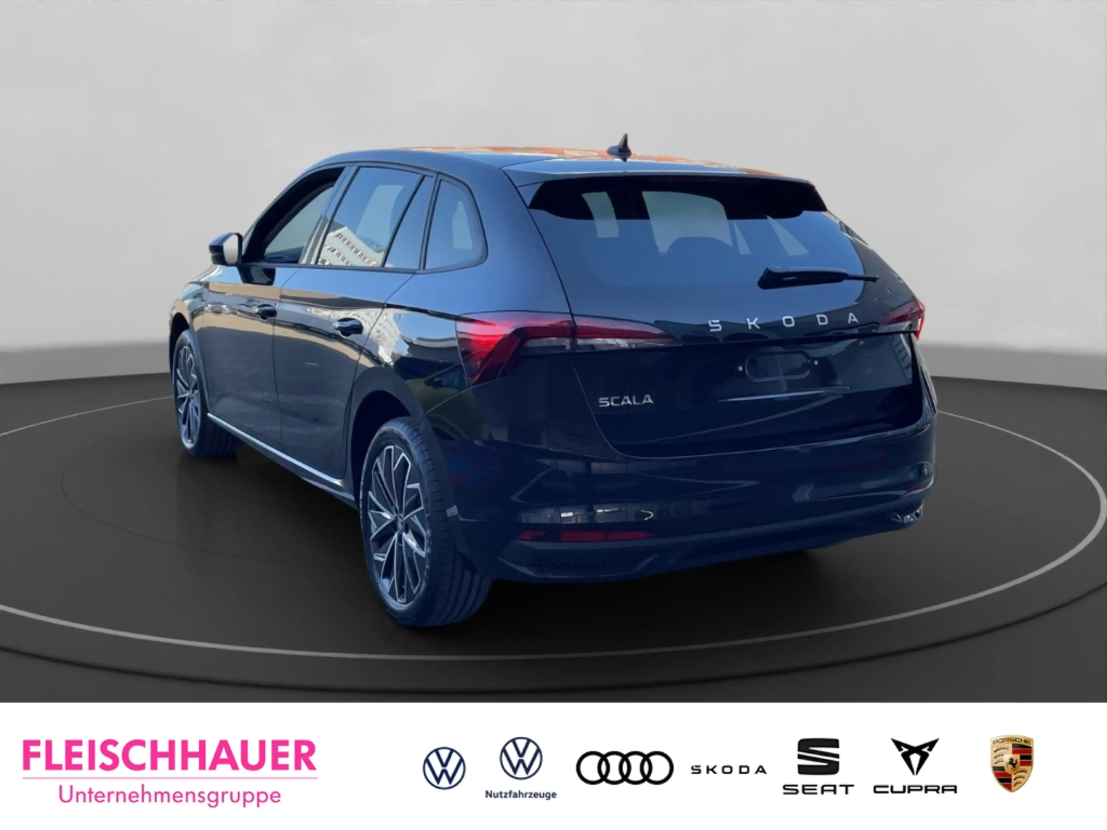 Skoda Scala 1.5 TSI Balance AHK ACC BLACK CARPLAY NAVI — photo 4