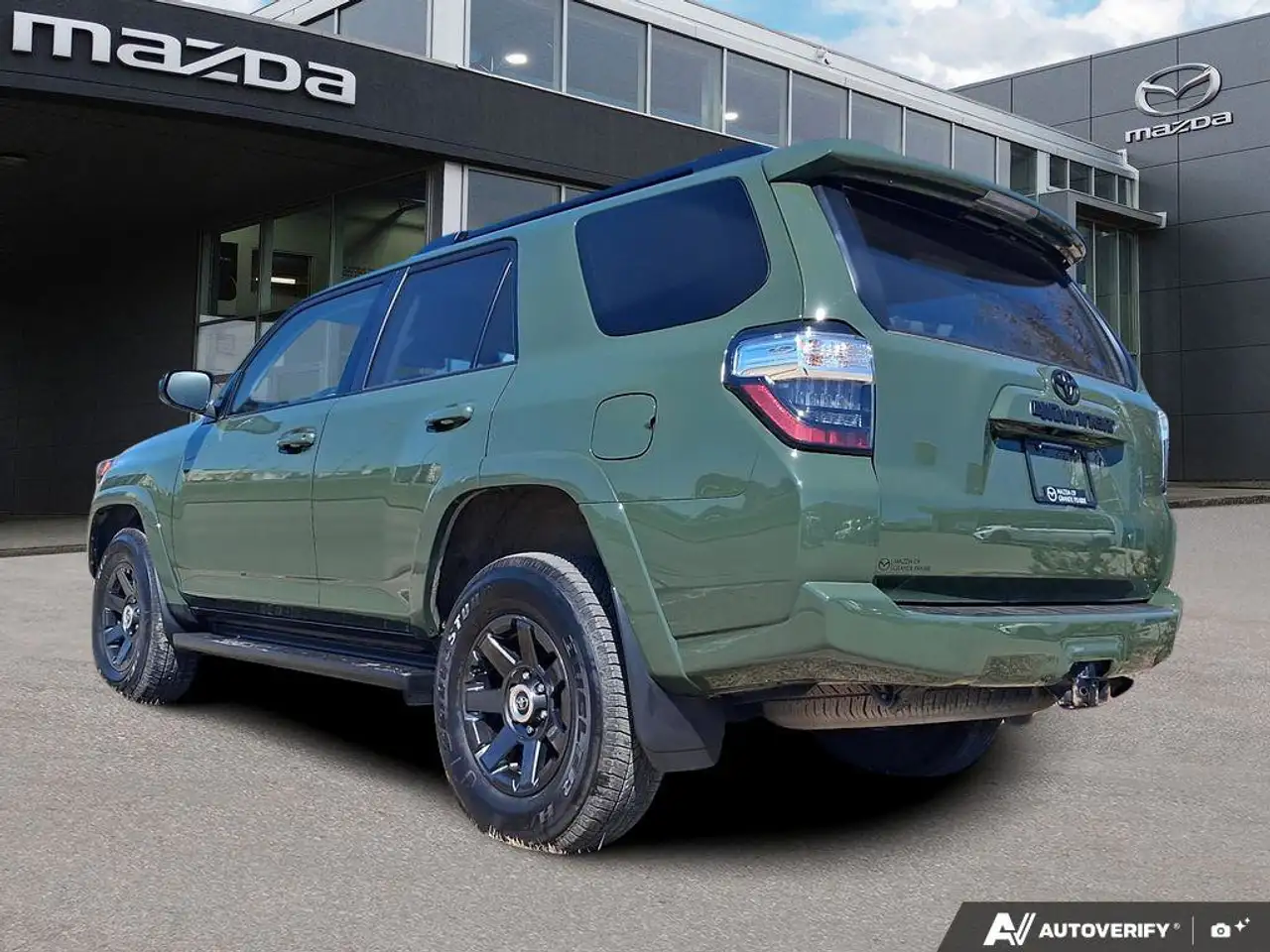 Toyota 4-Runner снимка Toyota 4-Runner