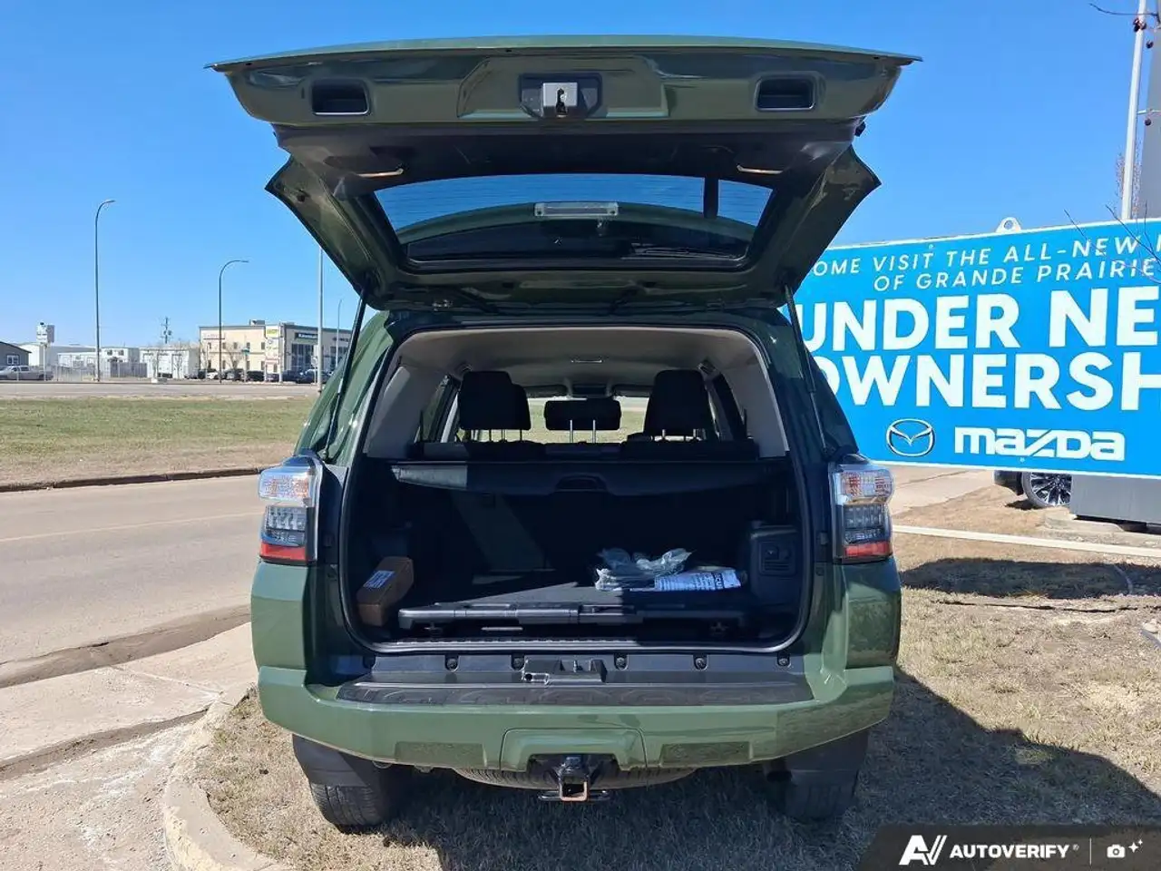 Toyota 4-Runner снимка Toyota 4-Runner