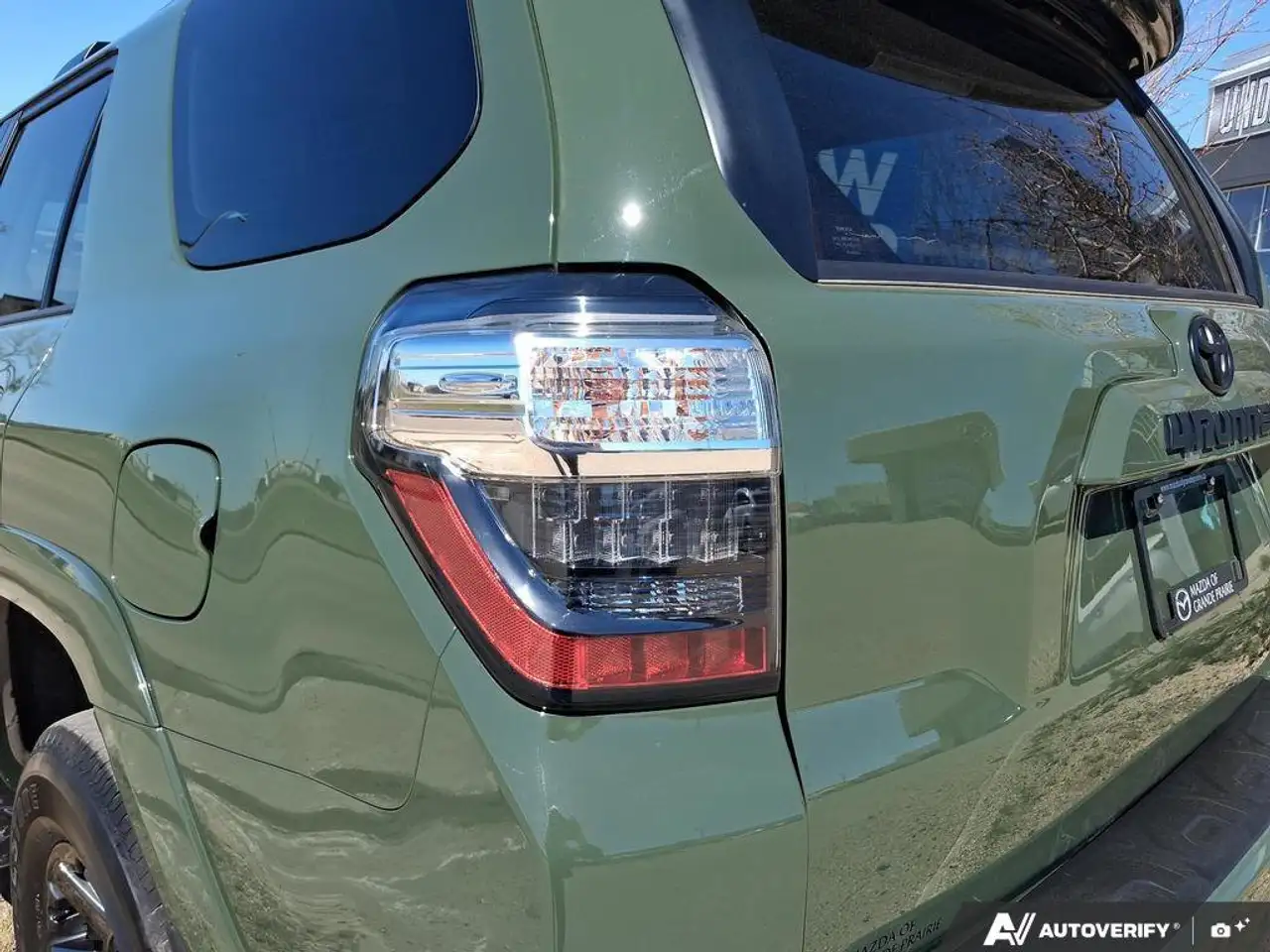 Toyota 4-Runner снимка Toyota 4-Runner