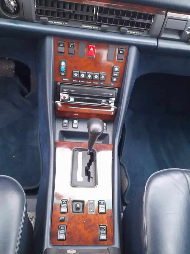 Mercedes-Benz 560, foto 10