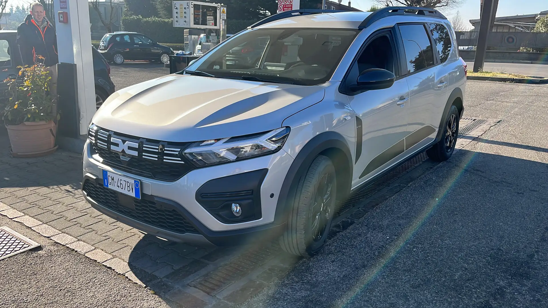 Dacia Jogger 1.0 tce Extreme UP Gpl 100cv AUTOCARRO - 1