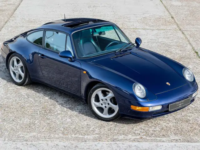 Porsche 993 993 Carrera | Iris Blue Metallic (L39U)