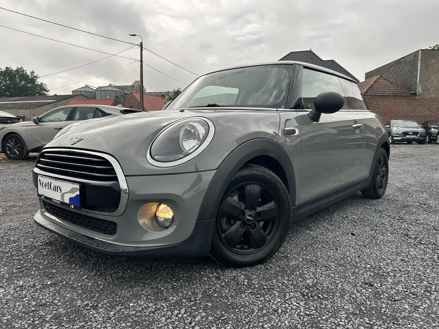 MINI Cooper Mini Cooper Aut. / PDC - Bluetooth Gris - 1