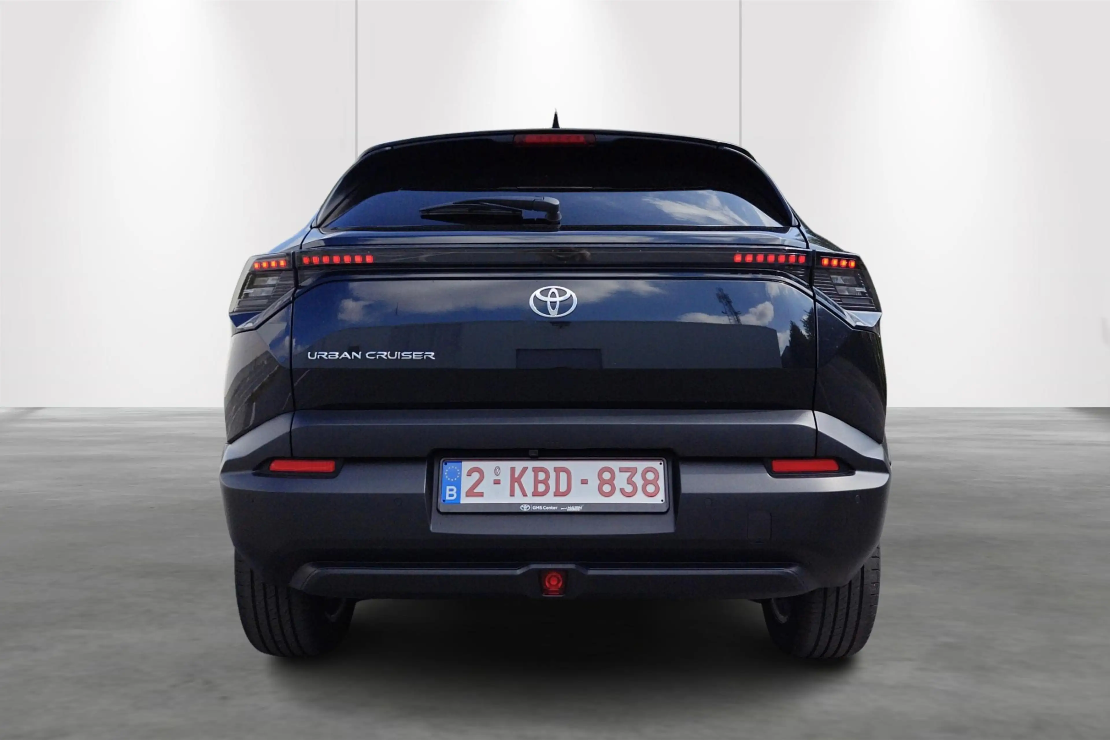 Toyota Urban Cruiser 61 kWh 2WD Executive - DEMO — photo 9