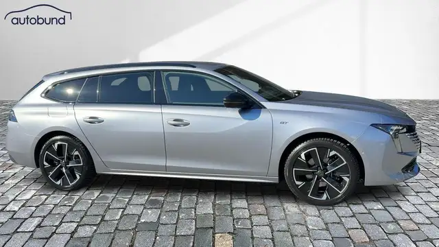 Peugeot 508 SW view 4