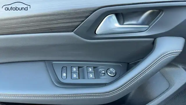 Peugeot 508 SW view 11