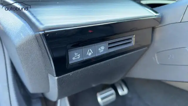 Peugeot 508 SW view 12