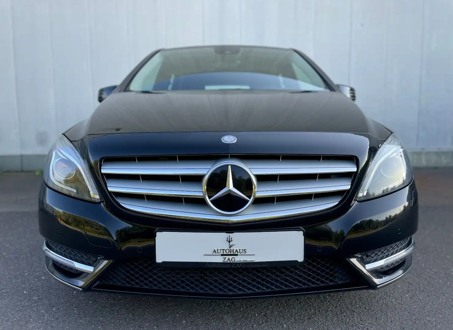 Mercedes-Benz B 200 Automatik*1.HAND*Bi-XENON*PDC* Schwarz - 2