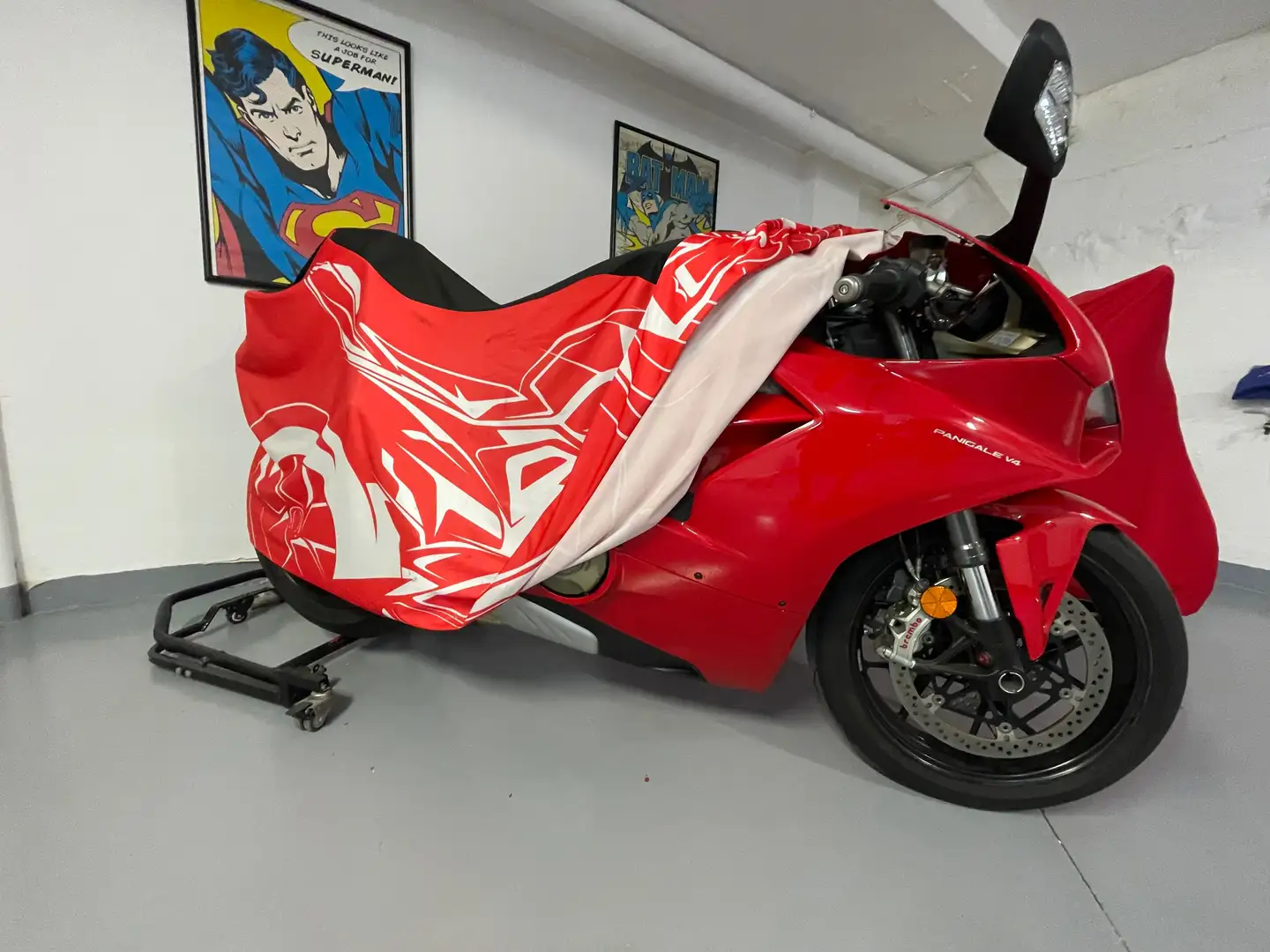 Ducati Panigale V4 Rojo - 2