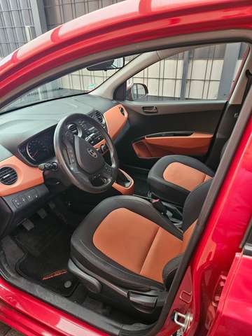 Hyundai i10 Intro Edition mit Klima , Sitzheizung etc.